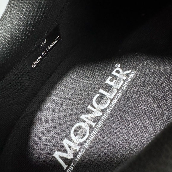 Moncler Trailgrip Vibram Tread Low-Top Sneakers Fluo Yellow Men’s EU 44/US 11 - Picture 5 of 9